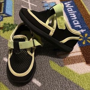 Water shoes